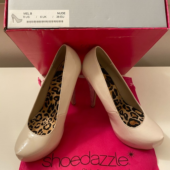 Shoedazzle Patent Leather Pump - Picture 2 of 3